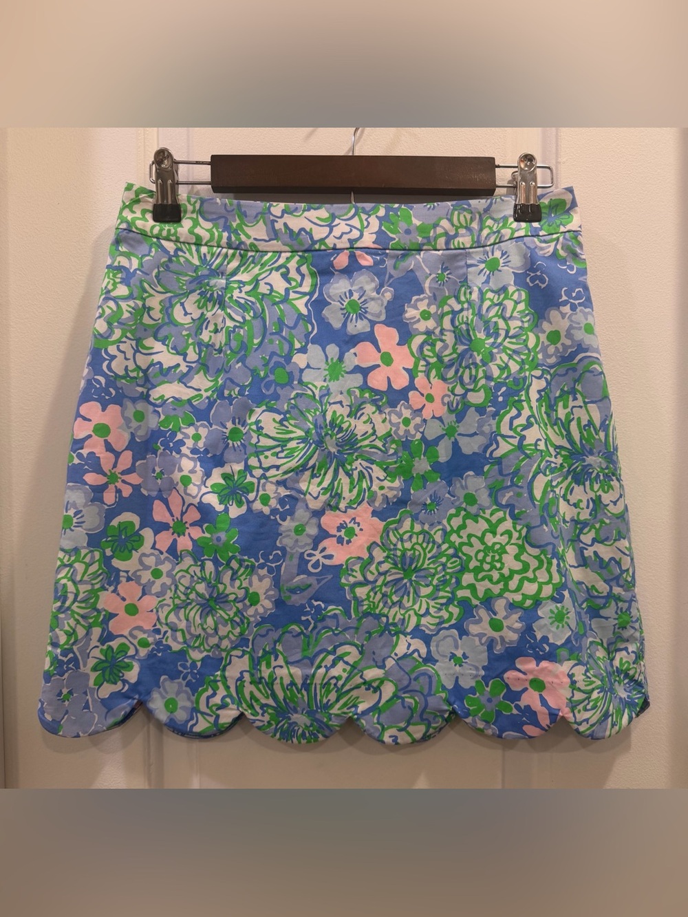 Lilly Pulitzer TROPPER MINI SKIRT SUNWASHED BLUE
Plumes In Bloom 🆕 Size 4